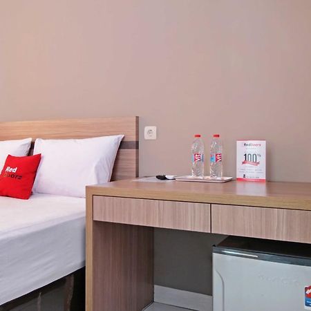 Reddoorz @ Karet Pedurenan 2 Jakarta Extérieur photo