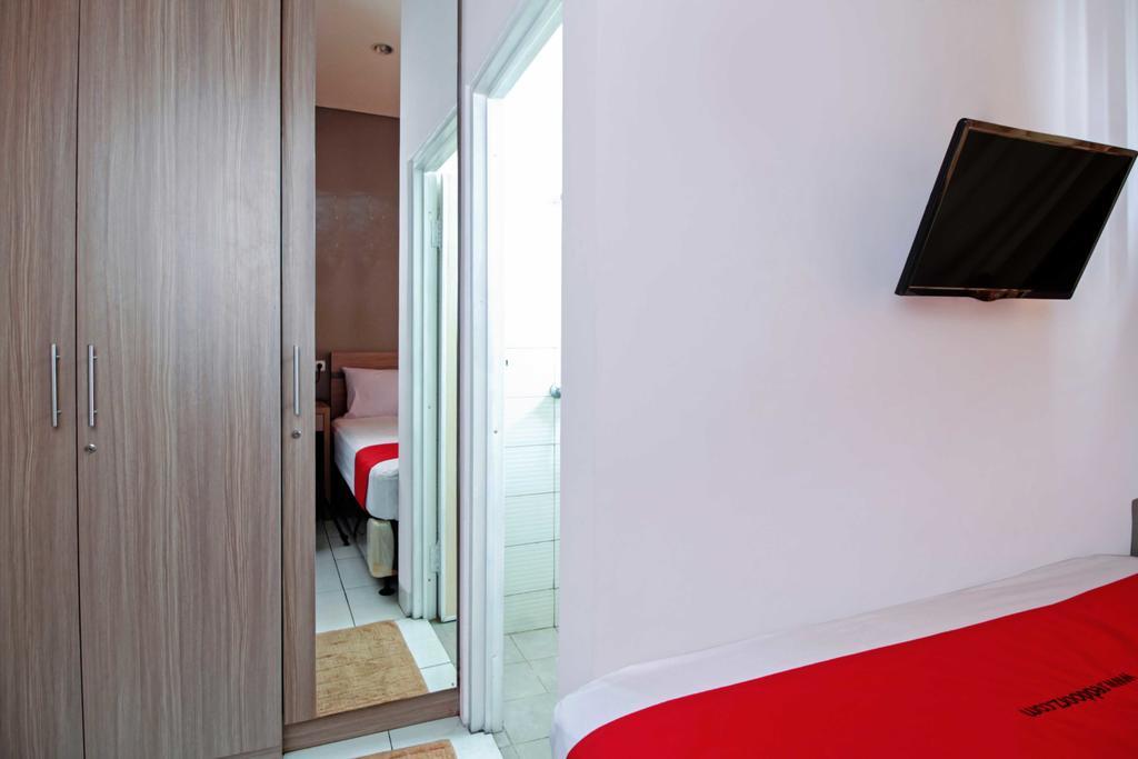 Reddoorz @ Karet Pedurenan 2 Jakarta Extérieur photo