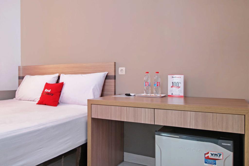 Reddoorz @ Karet Pedurenan 2 Jakarta Extérieur photo